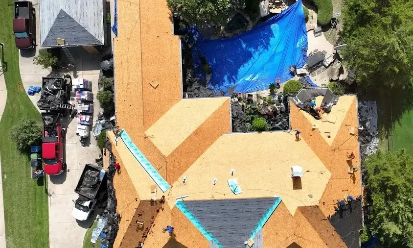 Professional Roof Repair being performed in Bel Air South